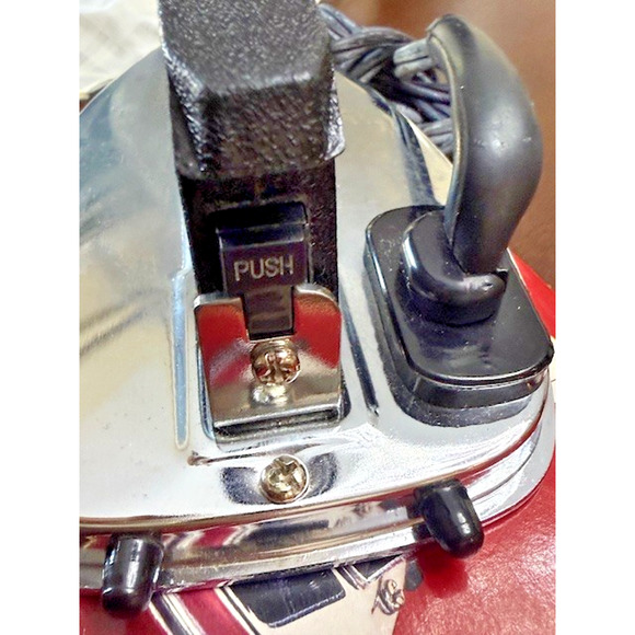 Advantage 2319E Electric Travel Iron Vintage Folding Handle 8' Cord, Box, Works! - Picture 11 of 16